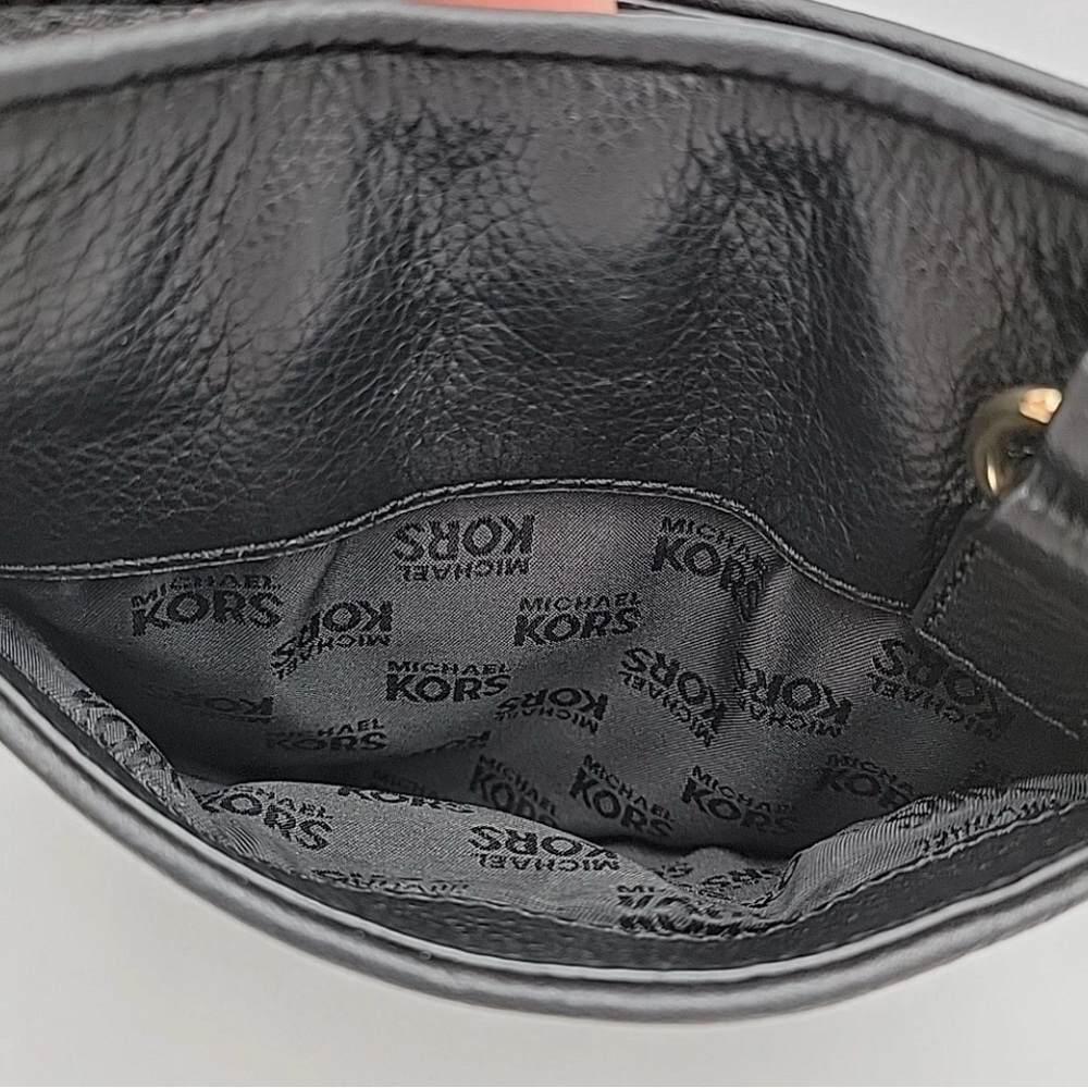 Michael Kors Black Crossbody‎ Bag with Gold Logo - Picture 8 of 12